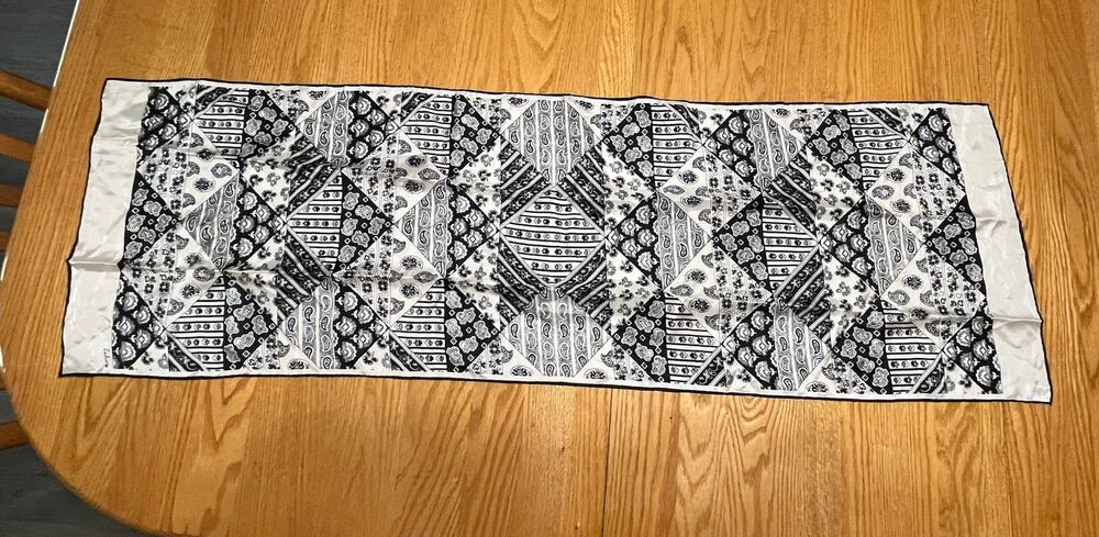 VTG Echo Scarf Azlon Silk Blend Black & White Paisley Geometric Made in Japan